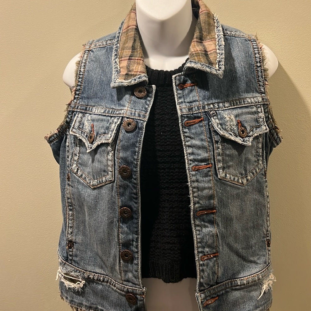 Silver jeans size medium Jean jacket